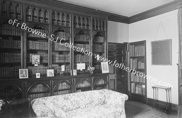 MALLOW CASTLE THE LIBRARY